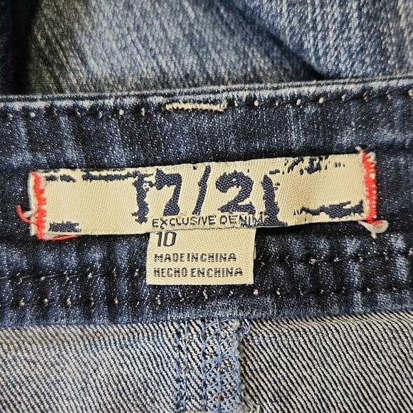17/21 Dark Wash Stretch Decorative Stitching Zip Button Closure Slight Flare 10 - Picture 11 of 14
